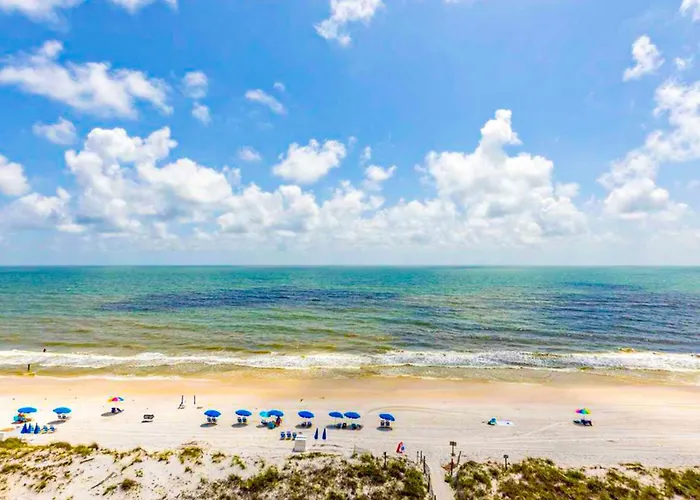 Gulf-front With Ac Balcony & Pool Holiday home